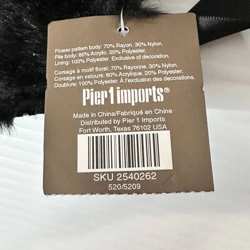 Pier 1 Imports Black Burnout Velvet Faux Fur Hostess Apron Holidays Goth NWT